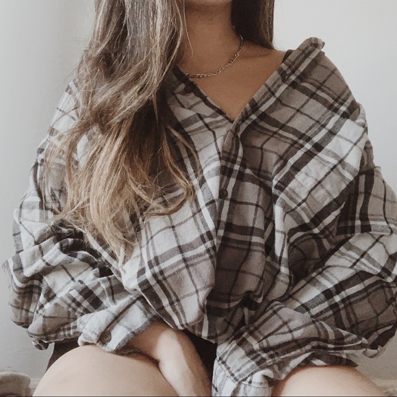 Sweaters - cozy gray flannel🤍🍂